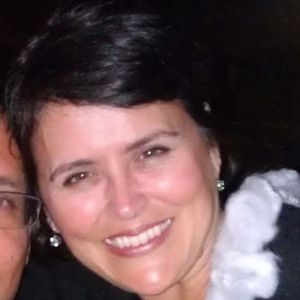 Meet your Posher, Carrie